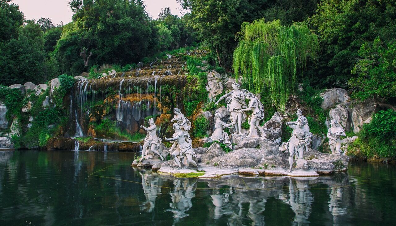 Reggia di Caserta & Pompei full day tour